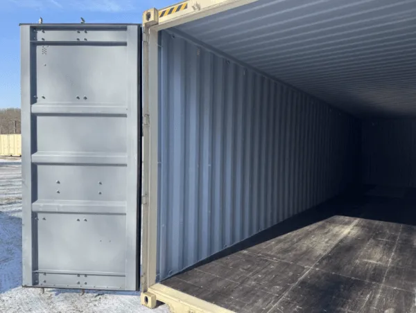 40 x 8 x 9.5 High Cube shipping/storage container