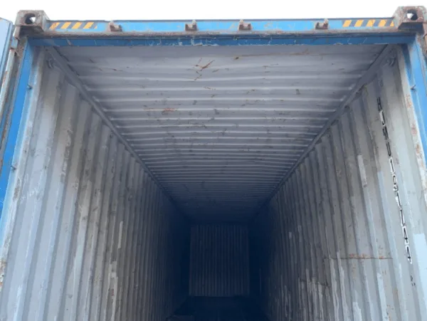 40 x 8 x 9.5 High Cube used shipping container