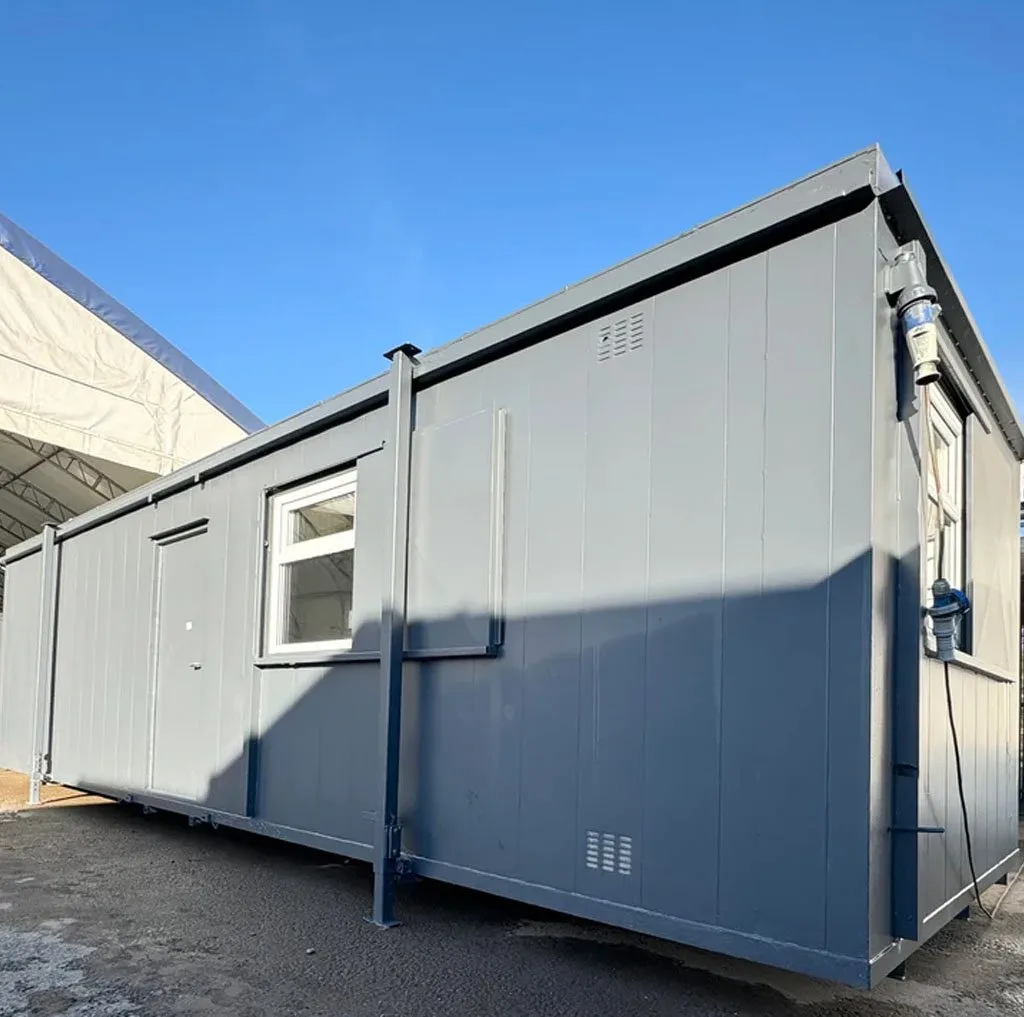 32 X 10ft Customized Containers